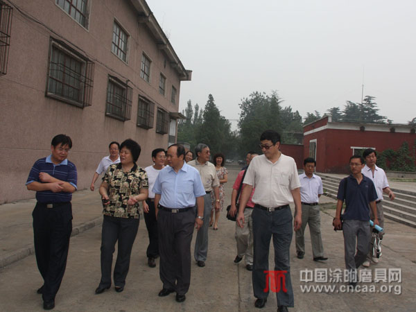 中國機床工具工業協會領導到白鴿參觀指導