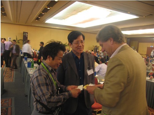 中南金剛石公司總經理賈攀參加第二屆國際金剛石會議勝利歸來