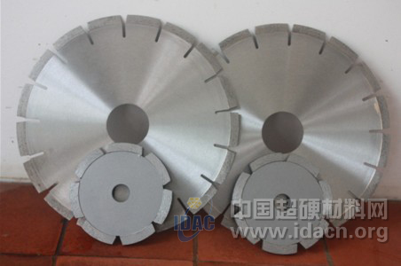 鄭州三磨所科技工貿部推出砂布頁輪開槽專用金剛石切割片