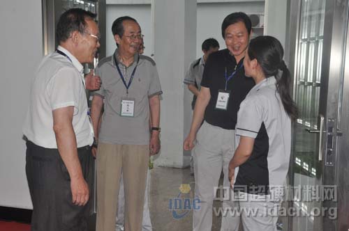 王光祖教授一行柘城走訪系列報道——走進惠豐金剛石有限公司