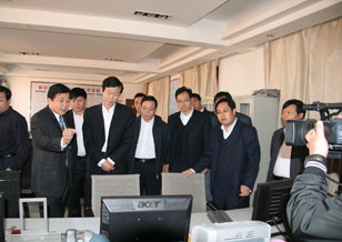 王躍華副市長到經開區調研超硬材料自主創新工程企業  