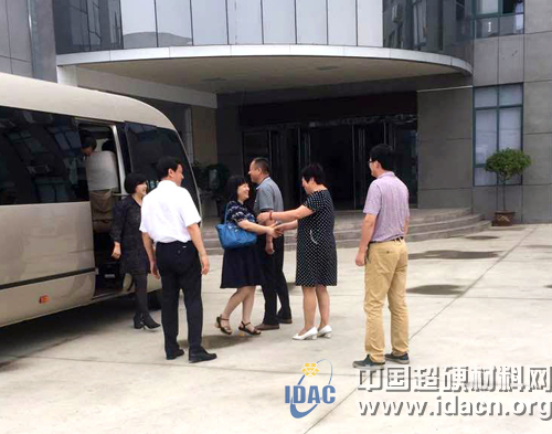 超協秘書長趙博一行至萬克集團部工廠參觀考察