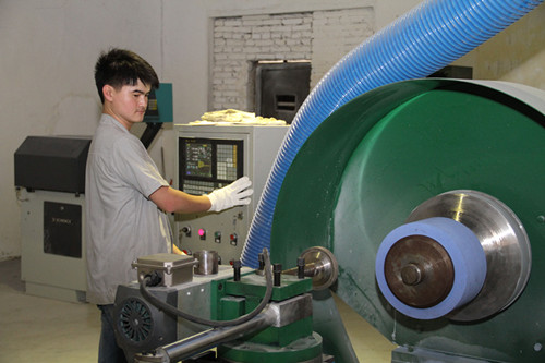 白鴿高速微晶陶瓷磨料蝸桿砂輪生產線建成投產