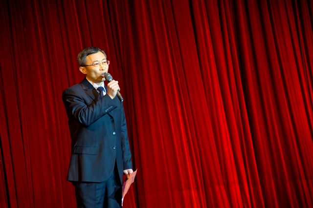 中機六院舉行“我們的2015●追逐夢想”文藝匯演