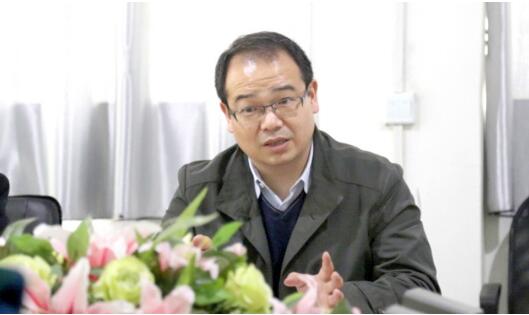 超硬材料分會理事長邱麗花一行到富耐克參觀座談