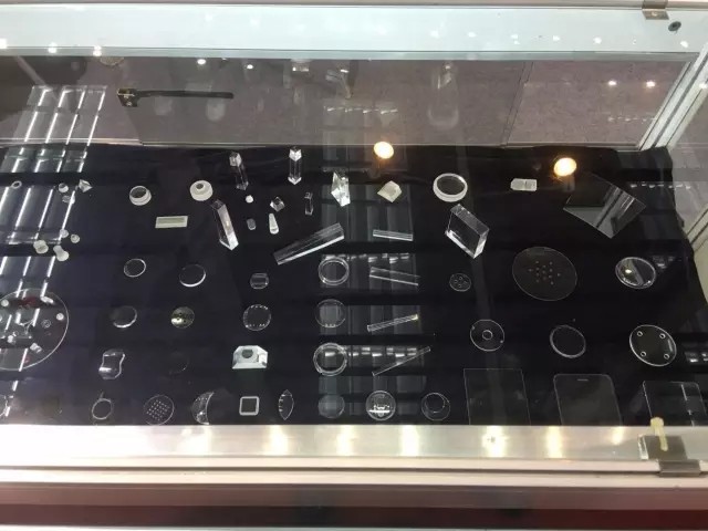 LED藍寶石襯底盈利低 手機屏幕成為企業新的“主戰場”