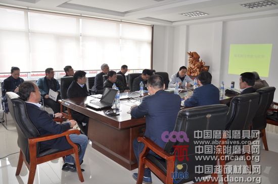 藍(lán)色陶瓷剛玉·四砂泰益論壇于青島成功舉行