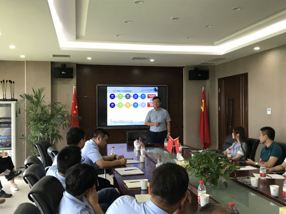 清華大學楊建強教授蒞臨華晶參觀指導