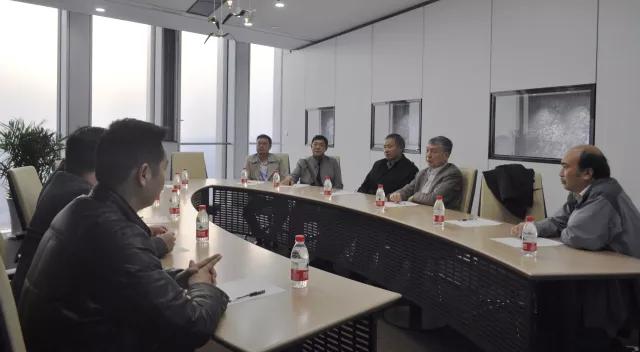 中國工程院李培根院士一行蒞臨華晶公司參觀指導