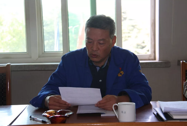 中南鉆石公司召開九月份黨委中心組理論學習擴大會