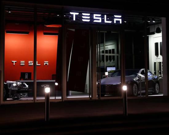 空頭：特斯拉一些供應商申請破產 或出現供應鏈危機