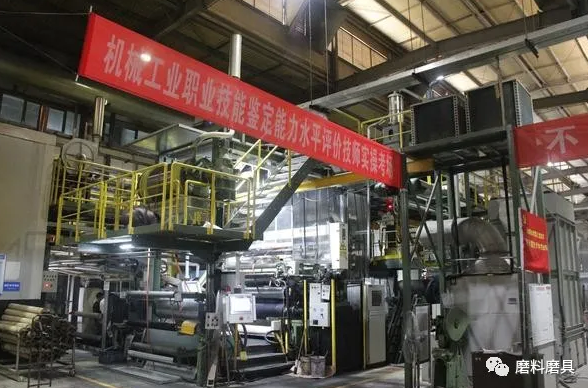 滎陽(yáng)市政協(xié)委員到鄭州市新材料產(chǎn)業(yè)園區(qū)調(diào)研超硬材料產(chǎn)業(yè)