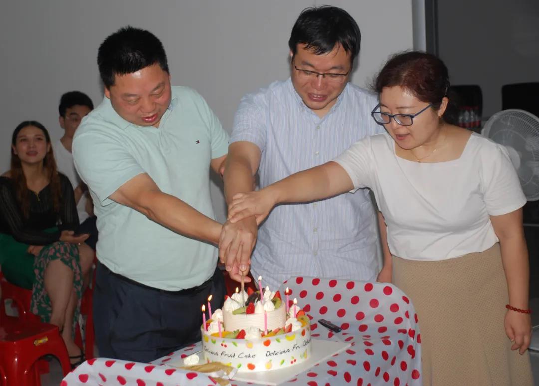 深圳海明潤開業18周年暨中山海明潤工業園落成1周年慶典隆重舉行