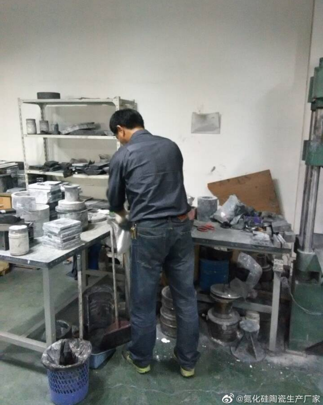 耐磨氮化硅陶瓷槳座的特點-硬度僅次于金剛石 