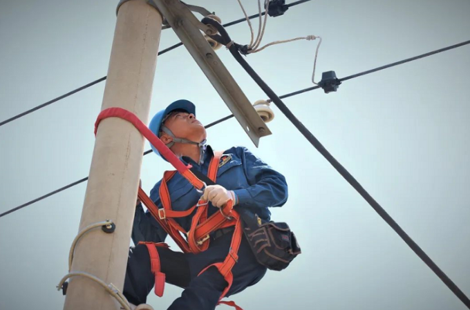 烈日炎炎！高溫下，光伏電站是否能多發電？