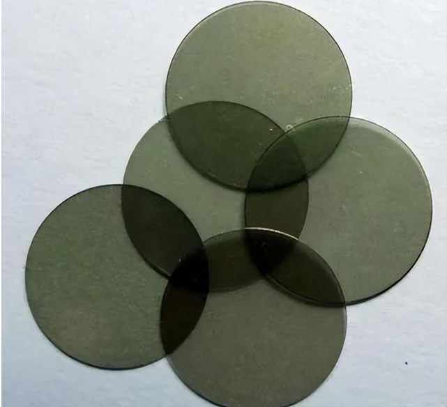 CO2對(duì)金剛石膜結(jié)構(gòu)的影響與硬度實(shí)驗(yàn)研究