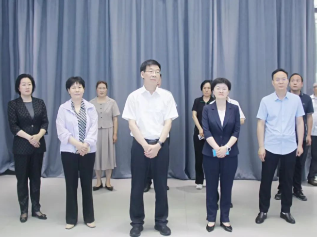河南省科協(xié)主席呂國(guó)范到柘城縣調(diào)研超硬材料產(chǎn)業(yè)發(fā)展情況