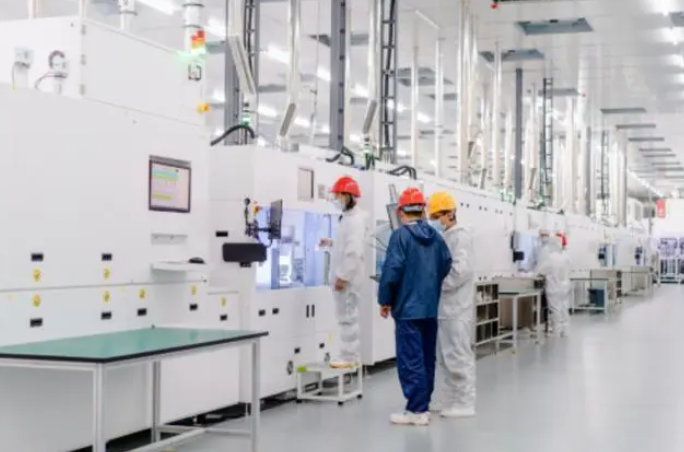 株洲三一光伏項目首片N型TOPCon太陽能片下線