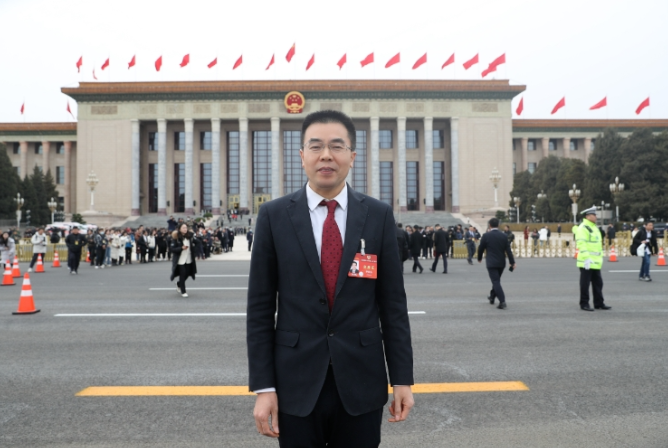 全國政協委員單崇新：實施科普育人 加強高校創新資源科普化