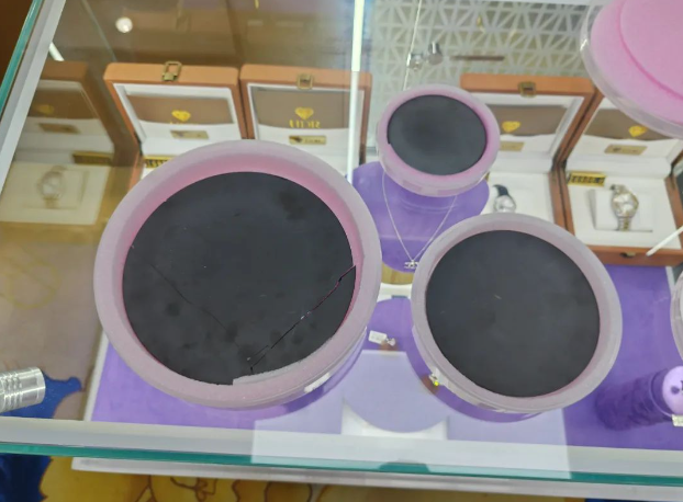 金剛石熱沉片晶圓體，技術(shù)新突破！